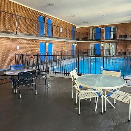 Fairview Inn & Suite Jonesboro Dış mekan fotoğraf